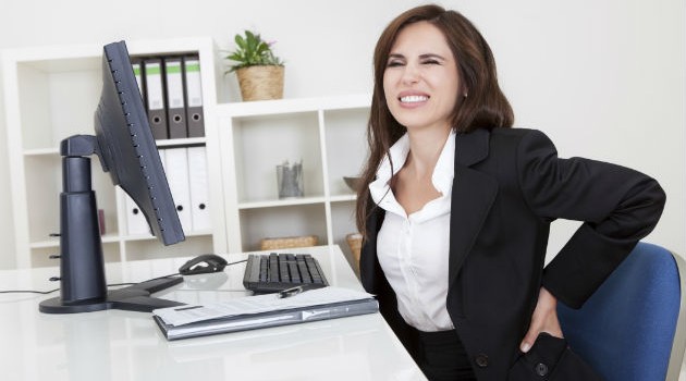 Dores nas costas no trabalho
